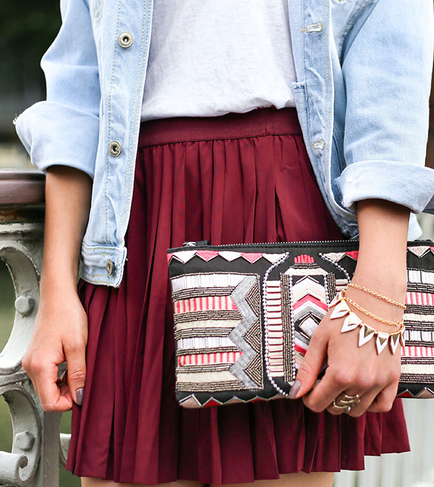 Woman wearing a burgundy skirt product-15